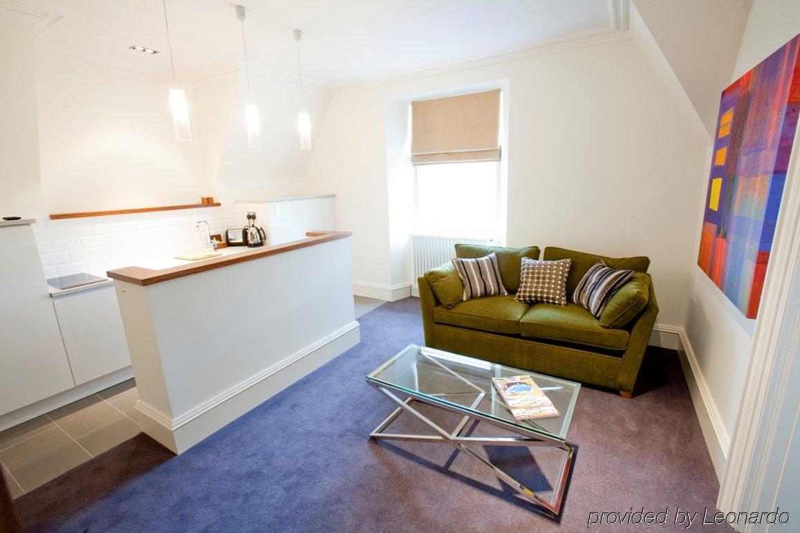 THE MERCHISTON RESIDENCE ≡ Edinburgh, United Kingdom ≡ Lowest Booking ...